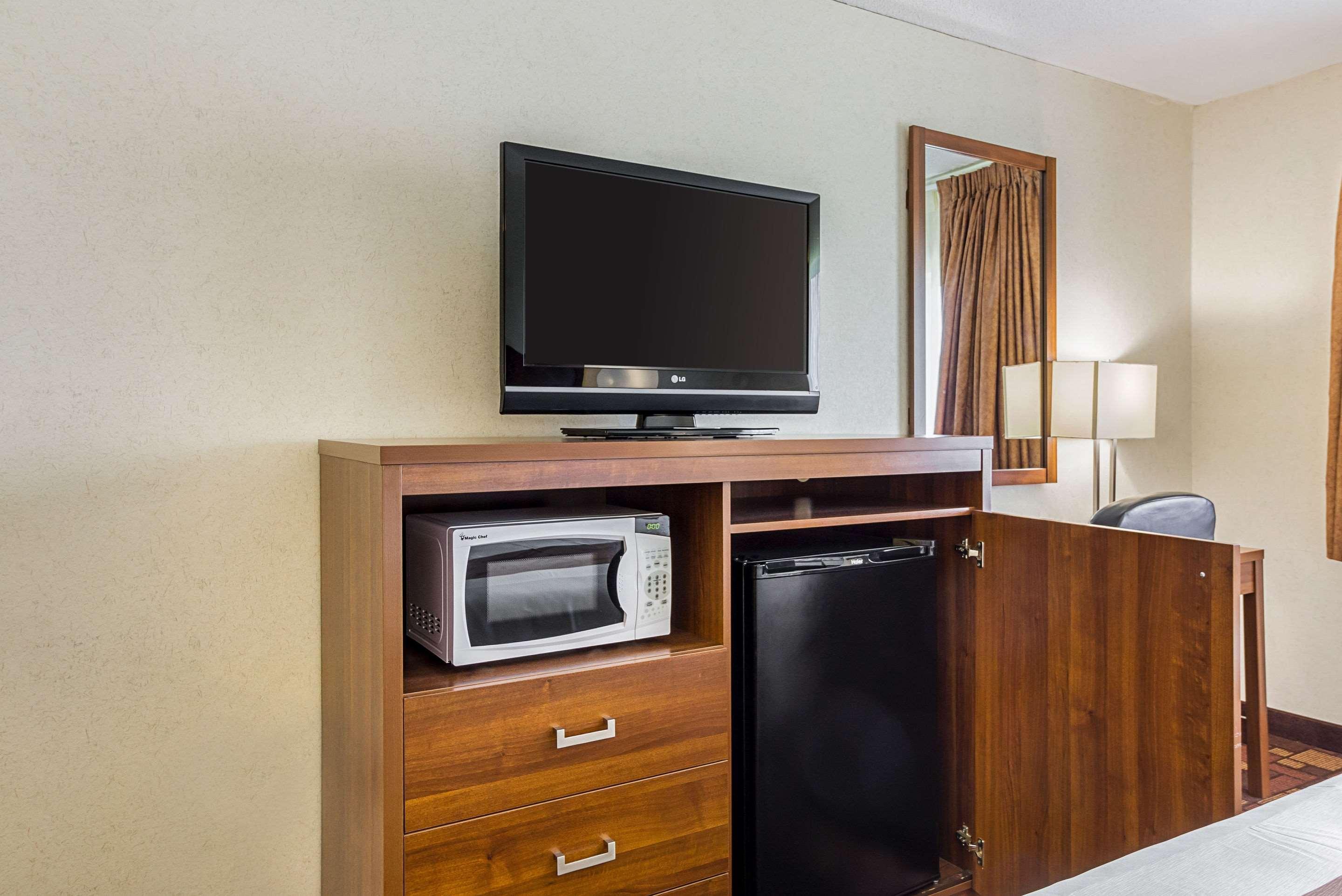 Econo Lodge Luverne I-90 Bagian luar foto