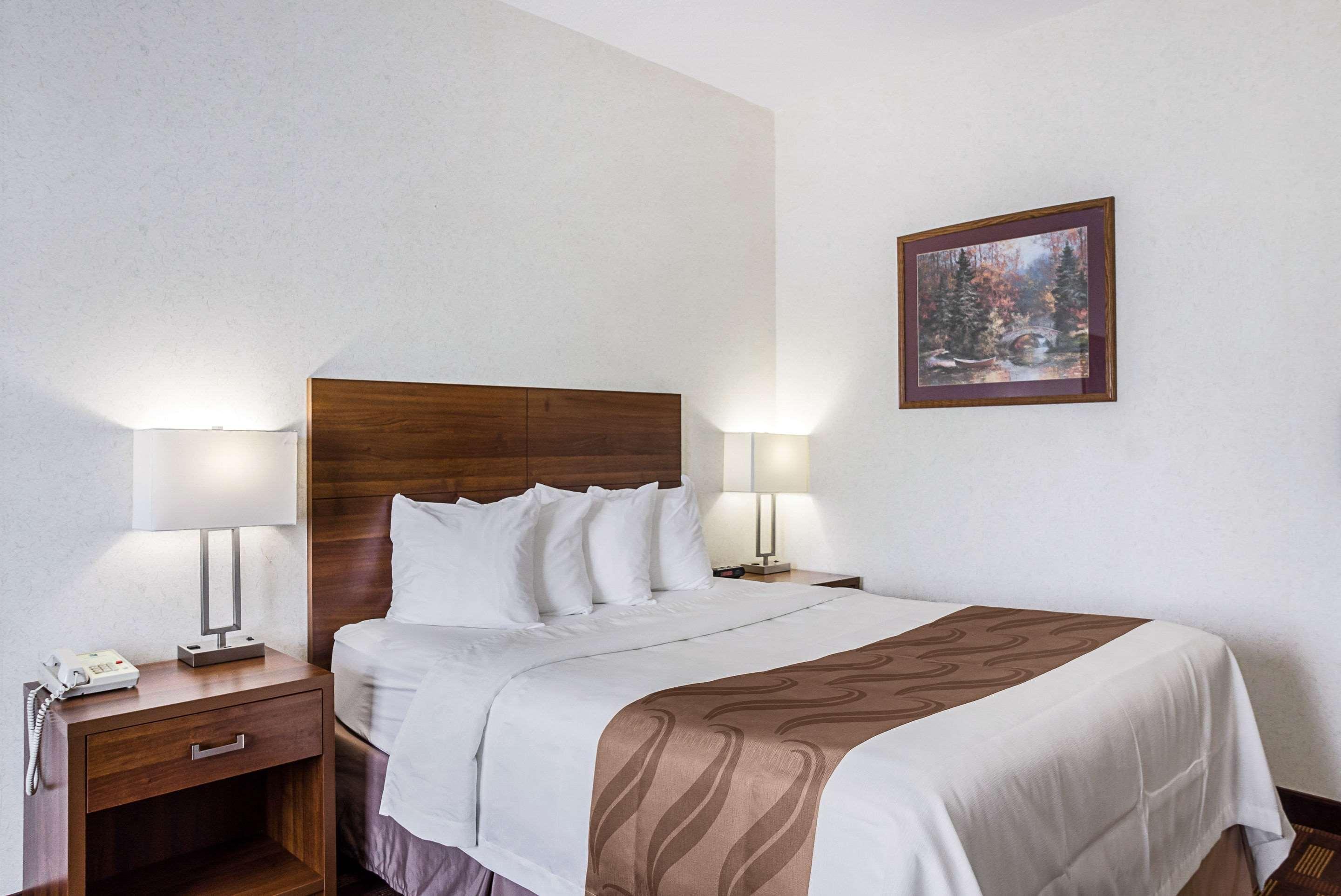 Econo Lodge Luverne I-90 Bagian luar foto