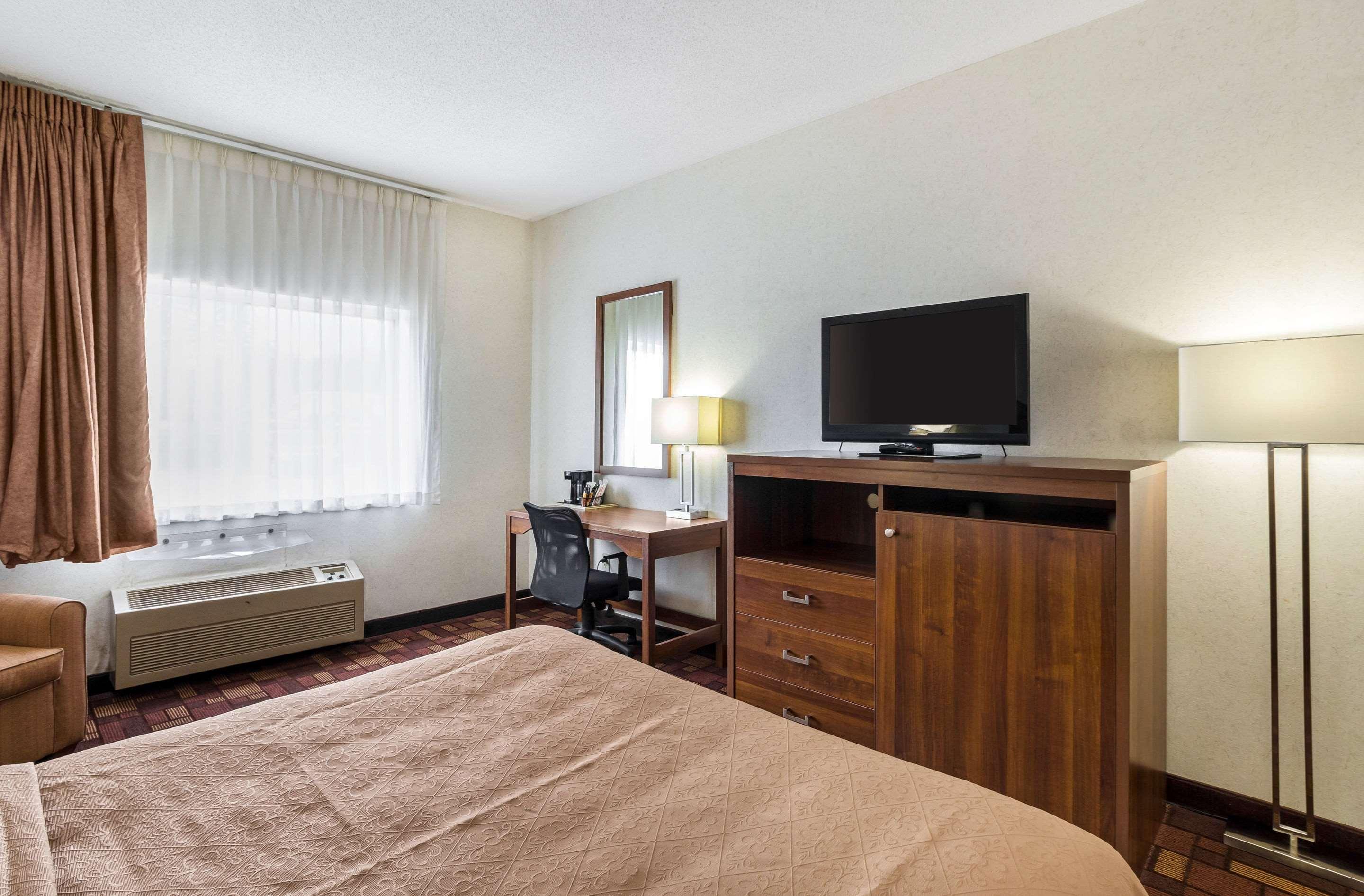 Econo Lodge Luverne I-90 Bagian luar foto