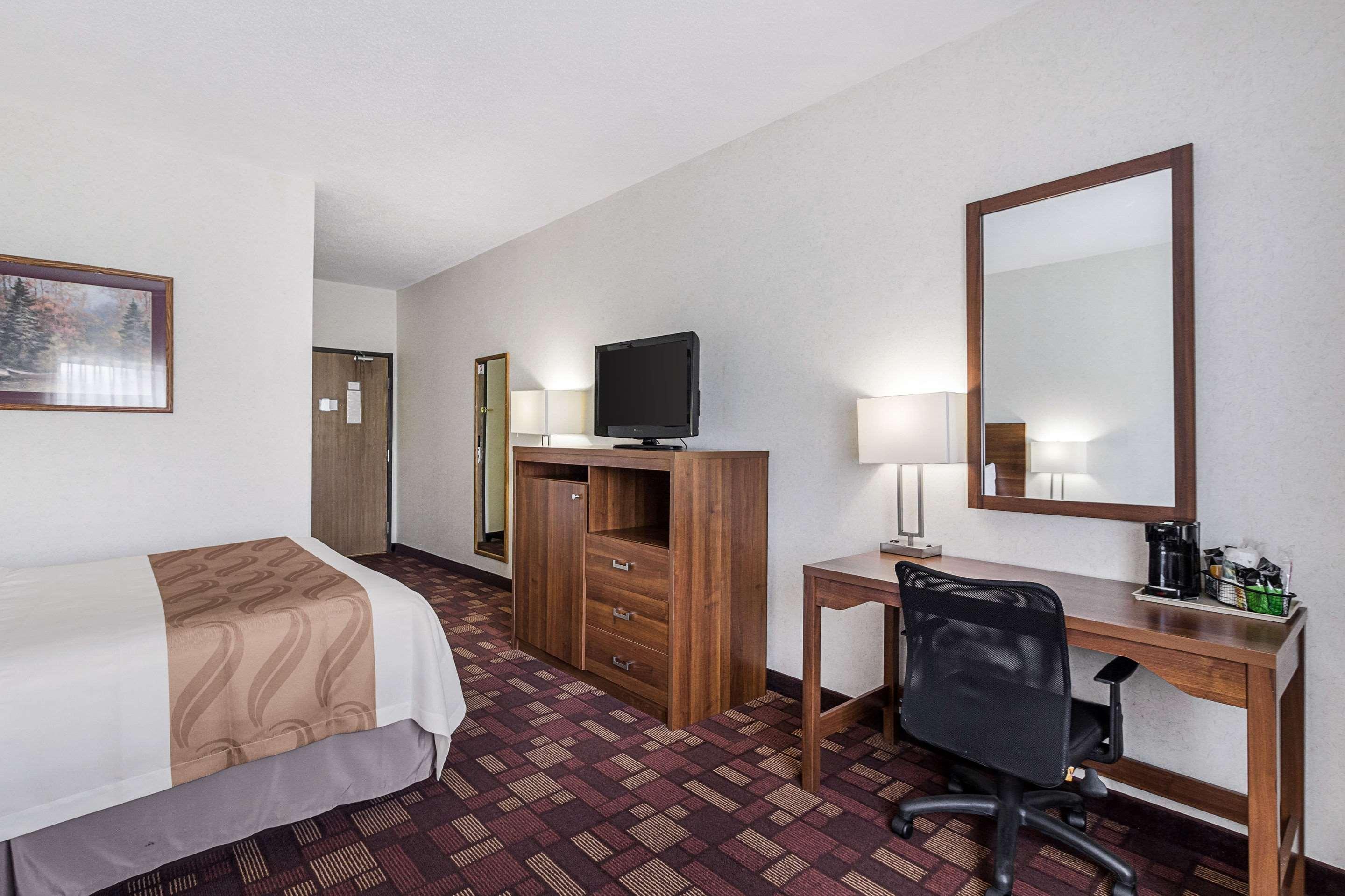 Econo Lodge Luverne I-90 Bagian luar foto