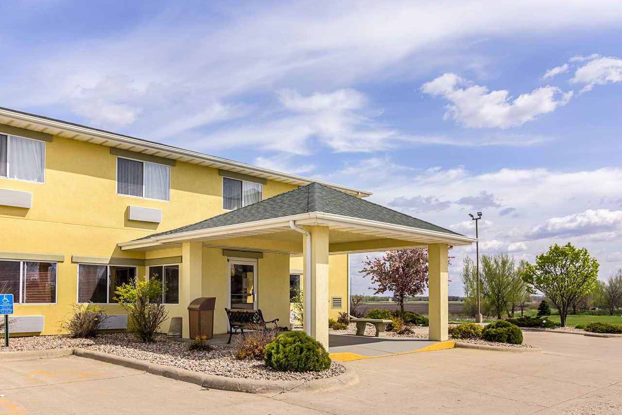 Econo Lodge Luverne I-90 Bagian luar foto