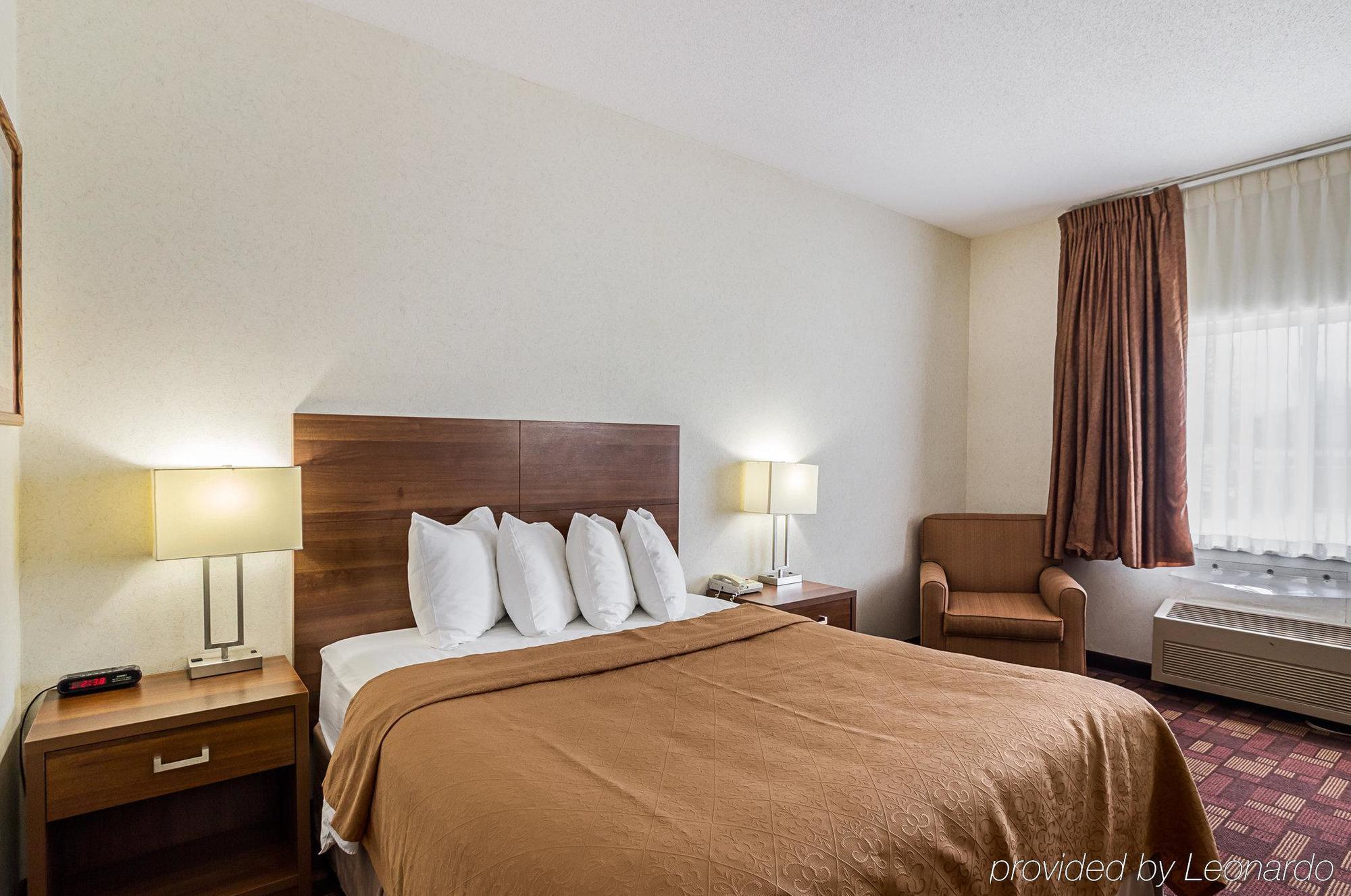 Econo Lodge Luverne I-90 Bagian luar foto