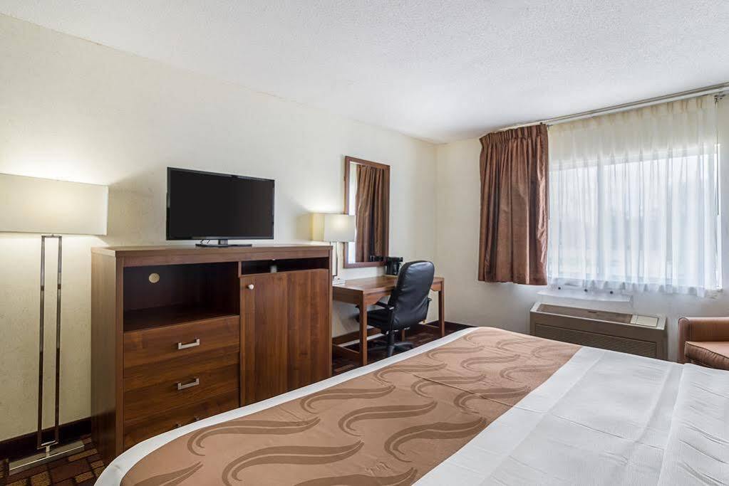 Econo Lodge Luverne I-90 Bagian luar foto